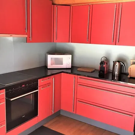 Whole Large 3 Levels Apartament Port-Valais